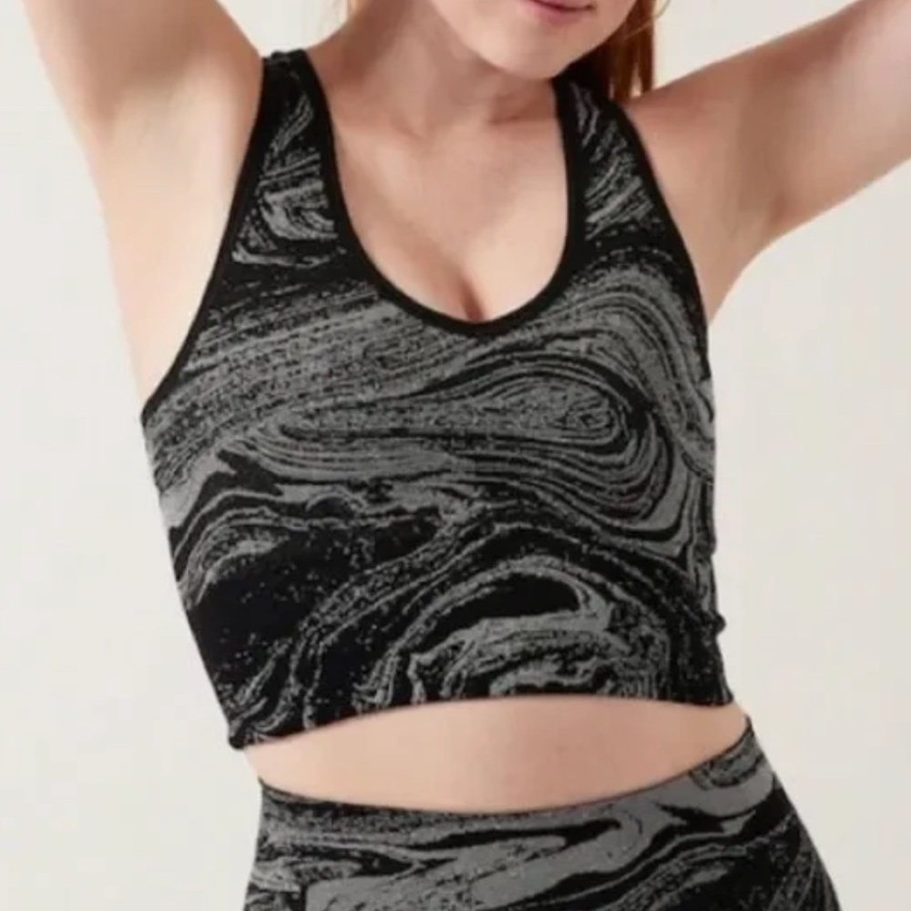 Athleta "Unstinkable" Aurora Seamless Shine Tank, Size Small
